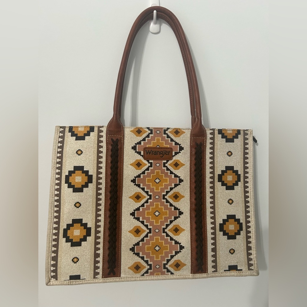 Wrangler Geometric Tan and Brown Tote